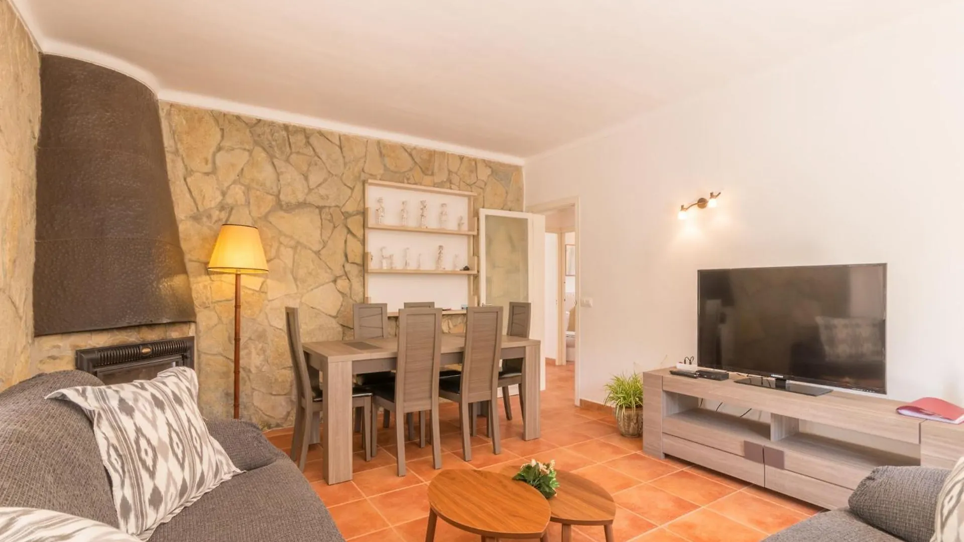 Holiday Home In Playa Na Ferradura Beach Cala Ratjada 0*,  Spanyolország